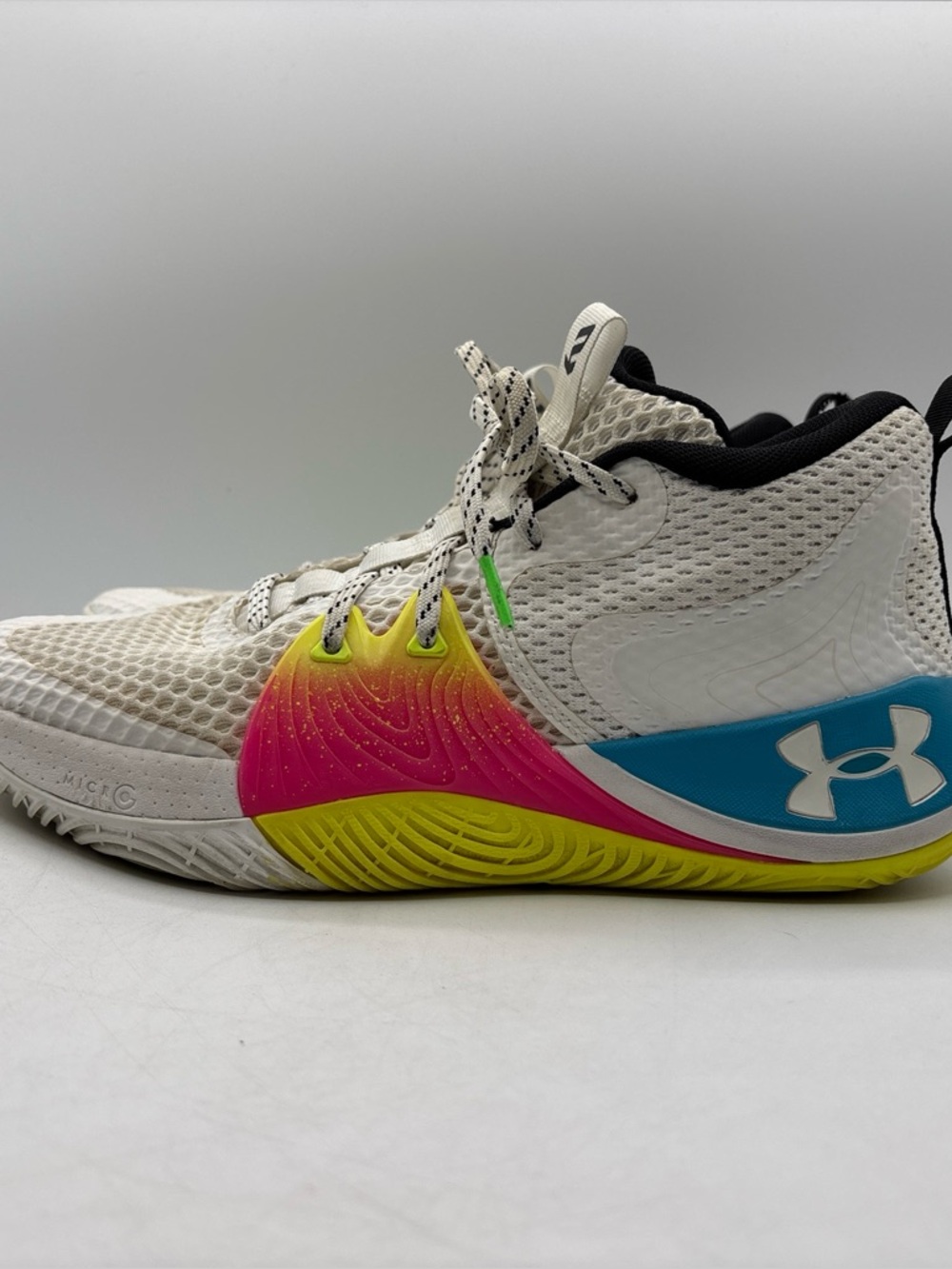 Under Armour Men’s Embiid 1 Draft Night 3023086-103 Size 9 White Basketball Shoe